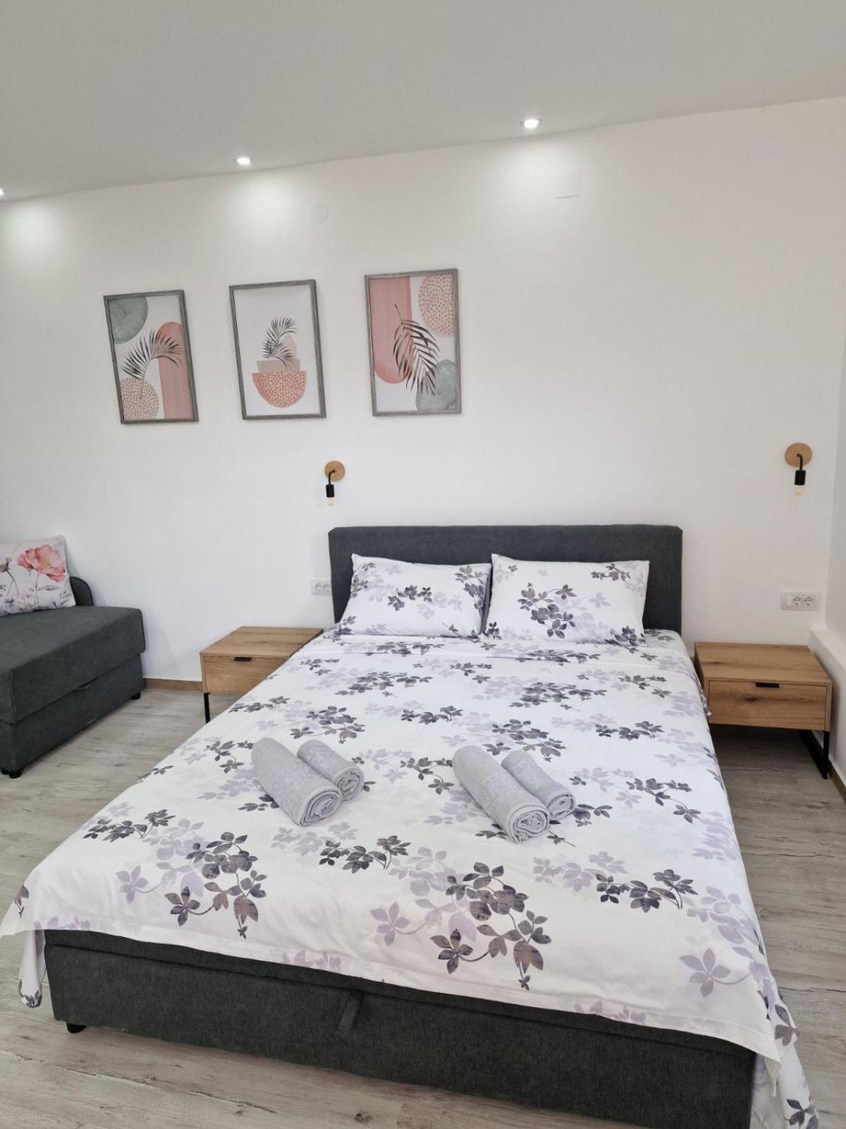 Zed Apartmani Leskovac Leskovac  Luaran gambar
