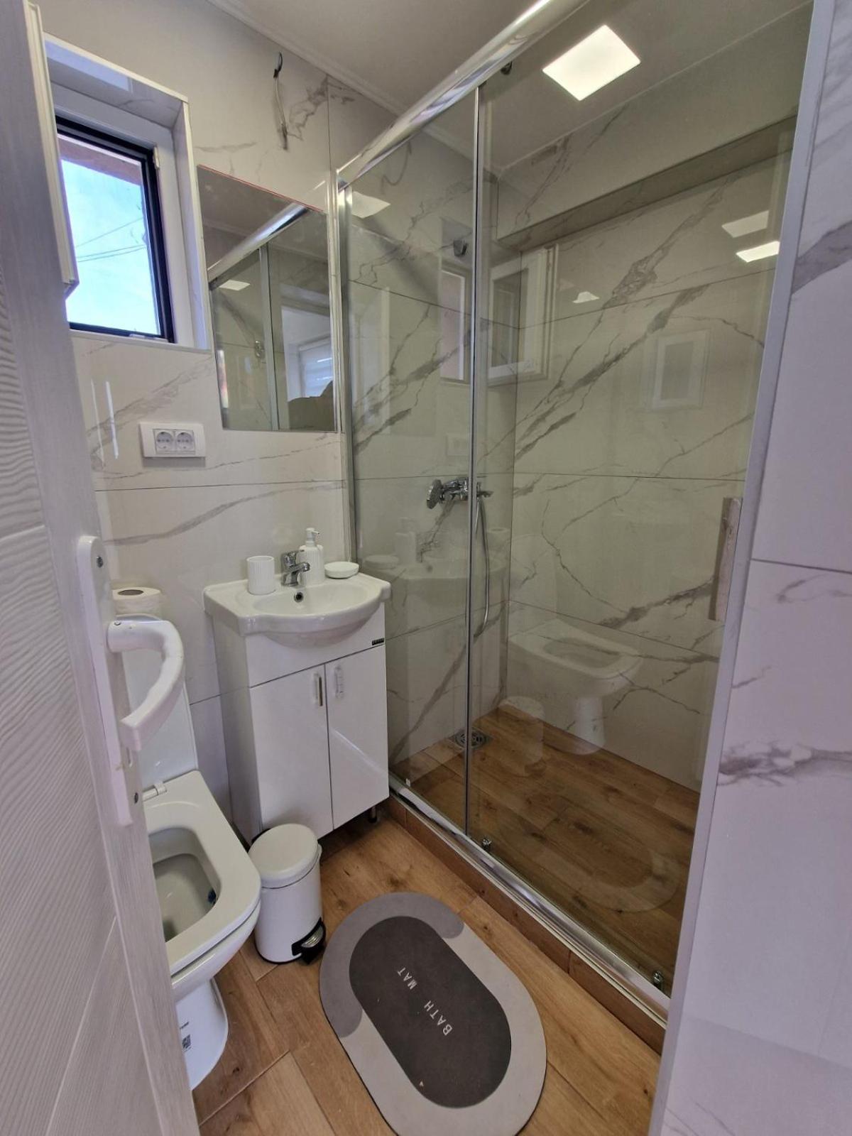 Zed Apartmani Leskovac Leskovac  Luaran gambar